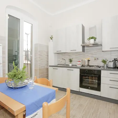 Maison Sirivle شقة